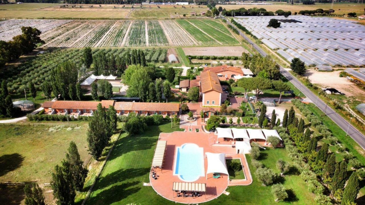 Il Casale Corte Rossa Latina Exterior photo